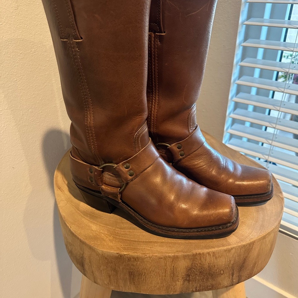 Frye Brown Leather Women's Harness Boot 7.5 - Goldish Color